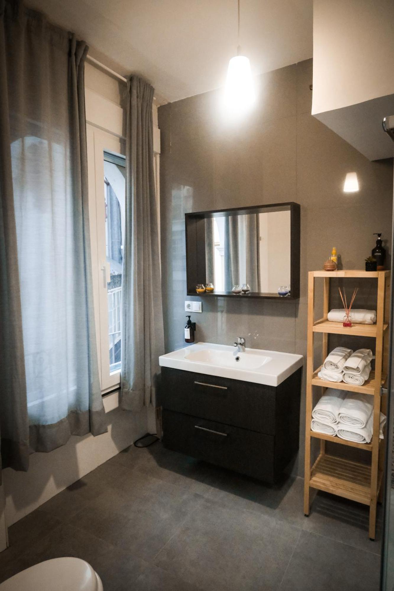 Apartamentos San Roque Seville Luaran gambar