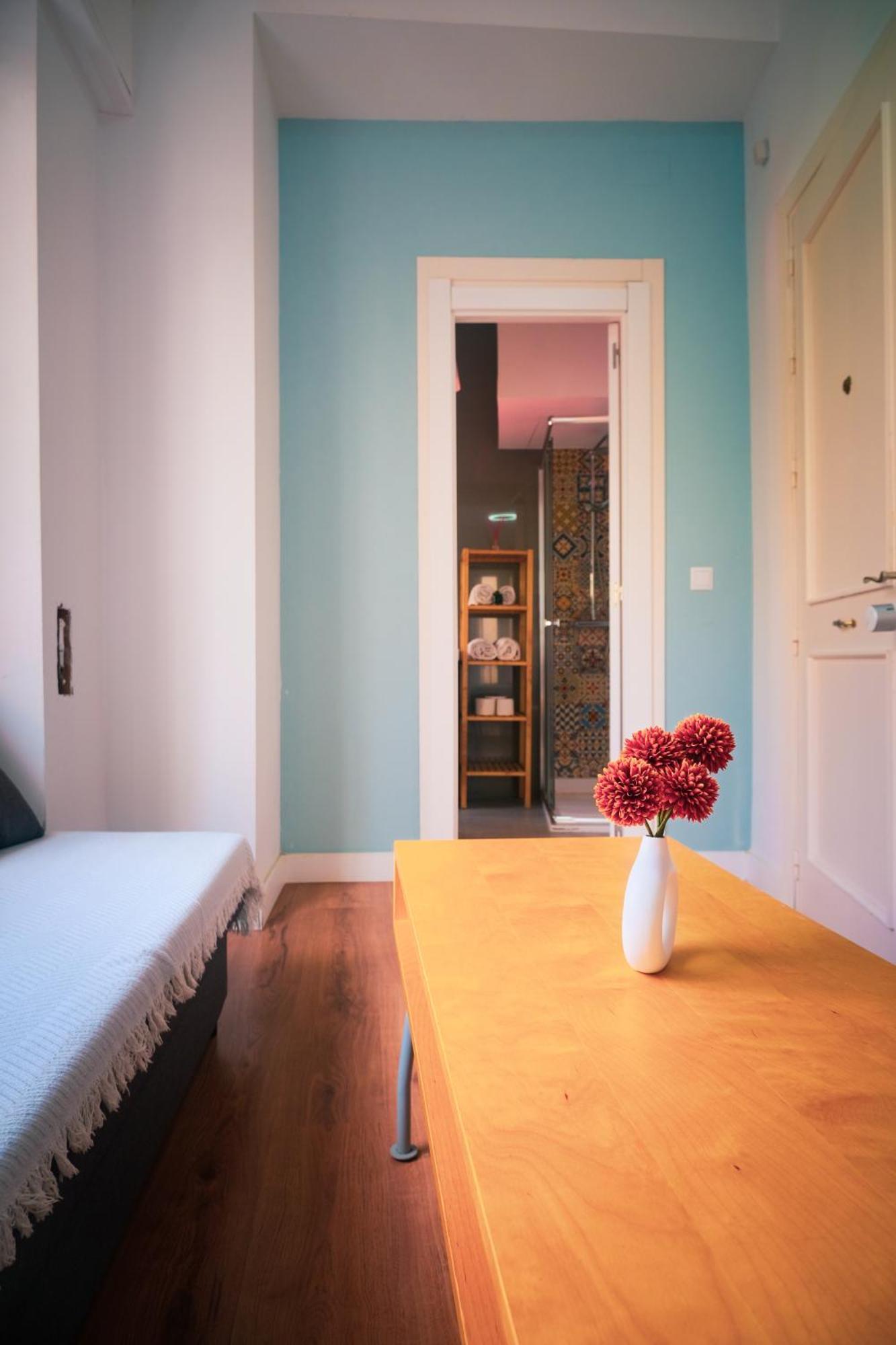Apartamentos San Roque Seville Luaran gambar